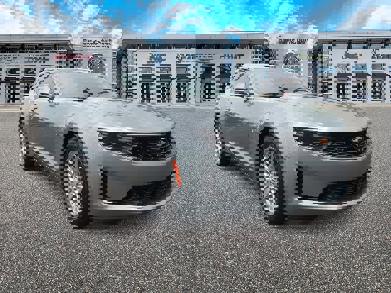 Used 2023 Chevrolet Camaro LT image 2