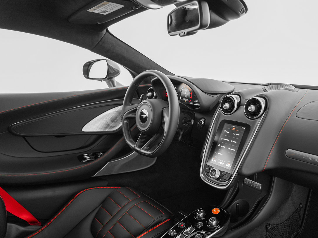 New 2026 McLaren GTS RWD image 24