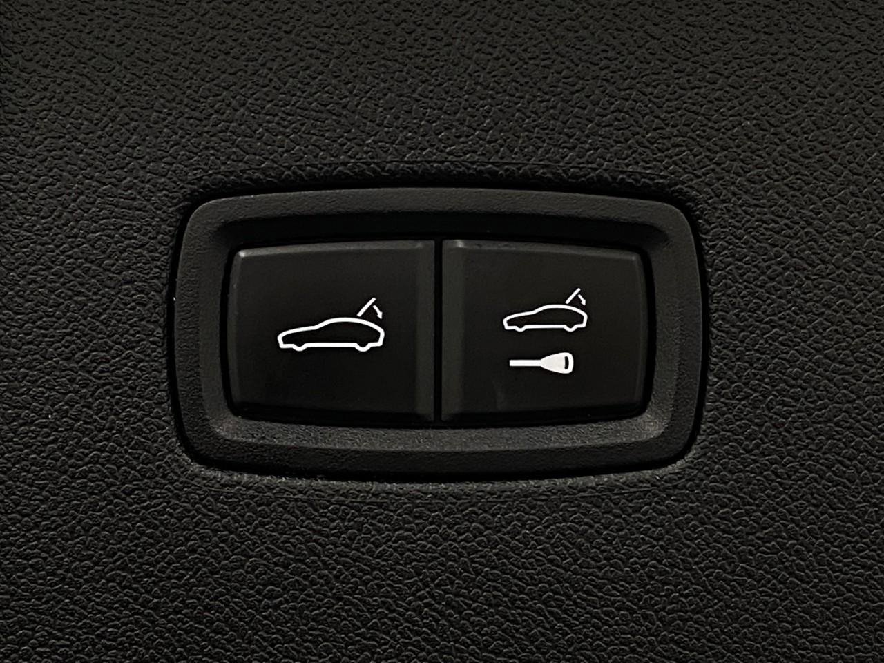 Used 2019 Porsche Cayenne Turbo image 10