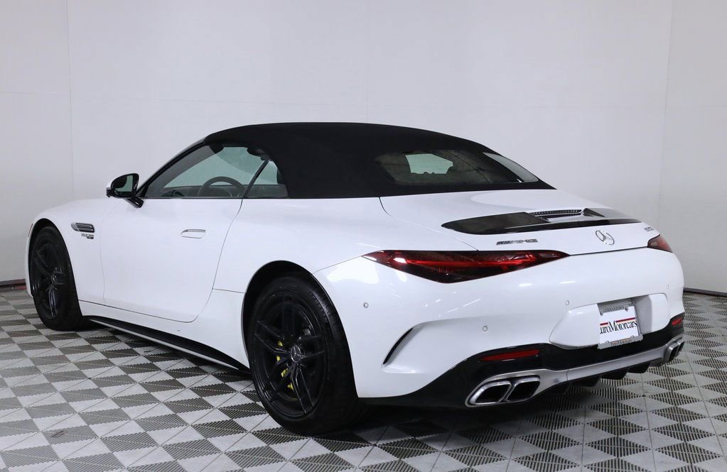 Used 2023 Mercedes-Benz SL 55 AMG 4MATIC image 4