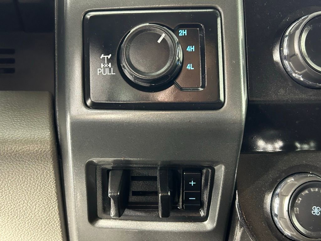 Used 2021 Ford F250 XLT w/ FX4 Off-Road Package AWD/4WD image 21