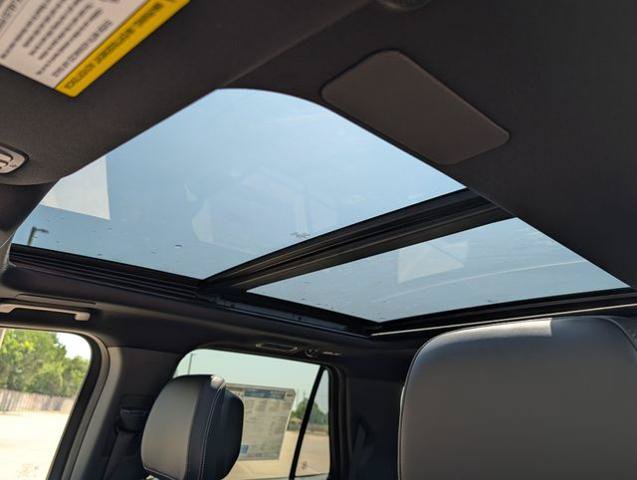 New 2027 Ford Expedition Platinum w/ Stealth Appearance Package AWD/4WD image 47