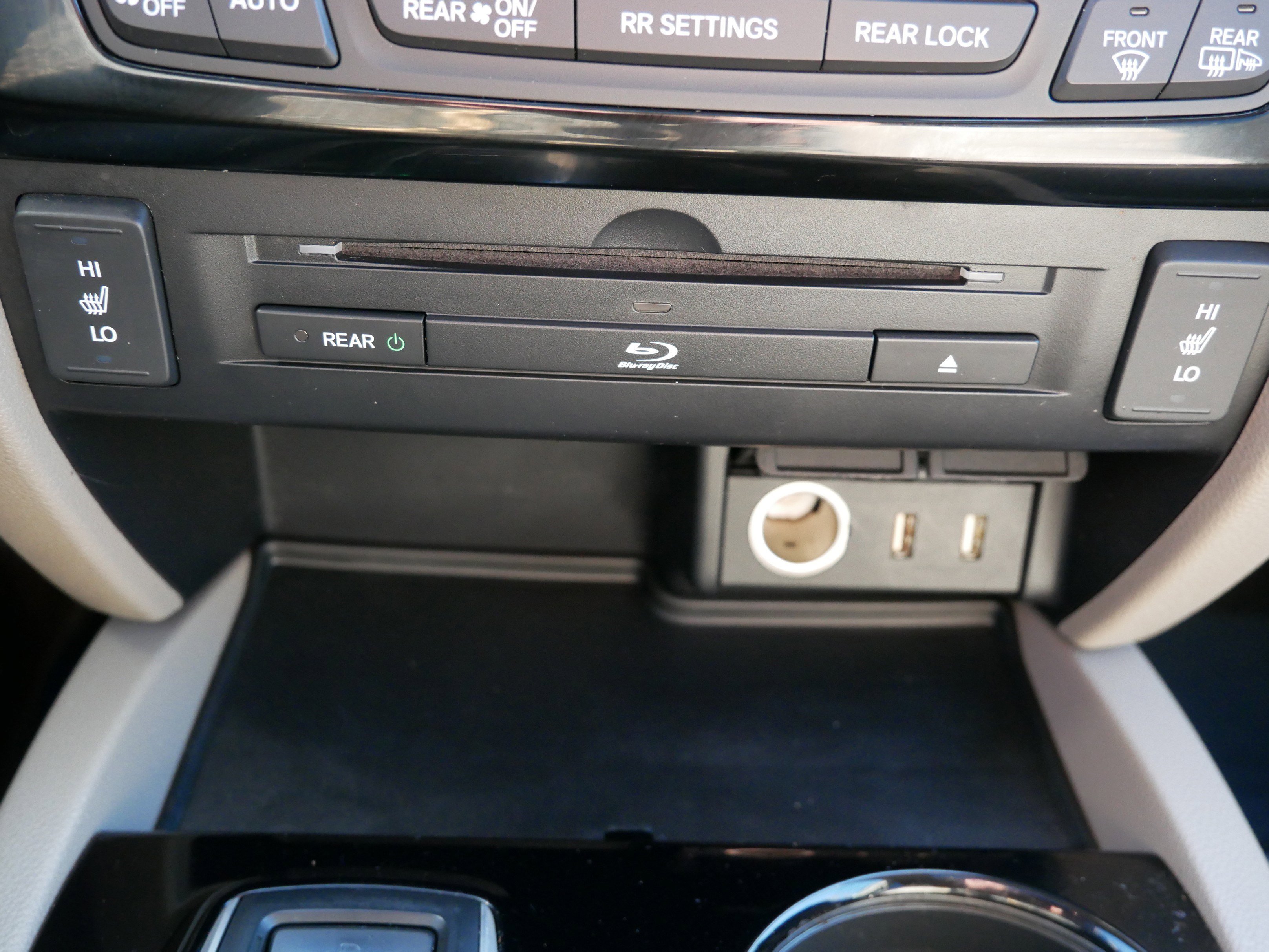 Used 2017 Honda Pilot Touring image 29