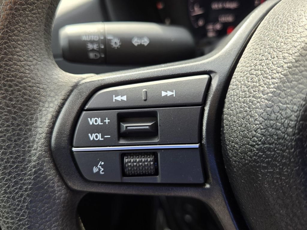 Used 2025 Honda Accord SE image 21