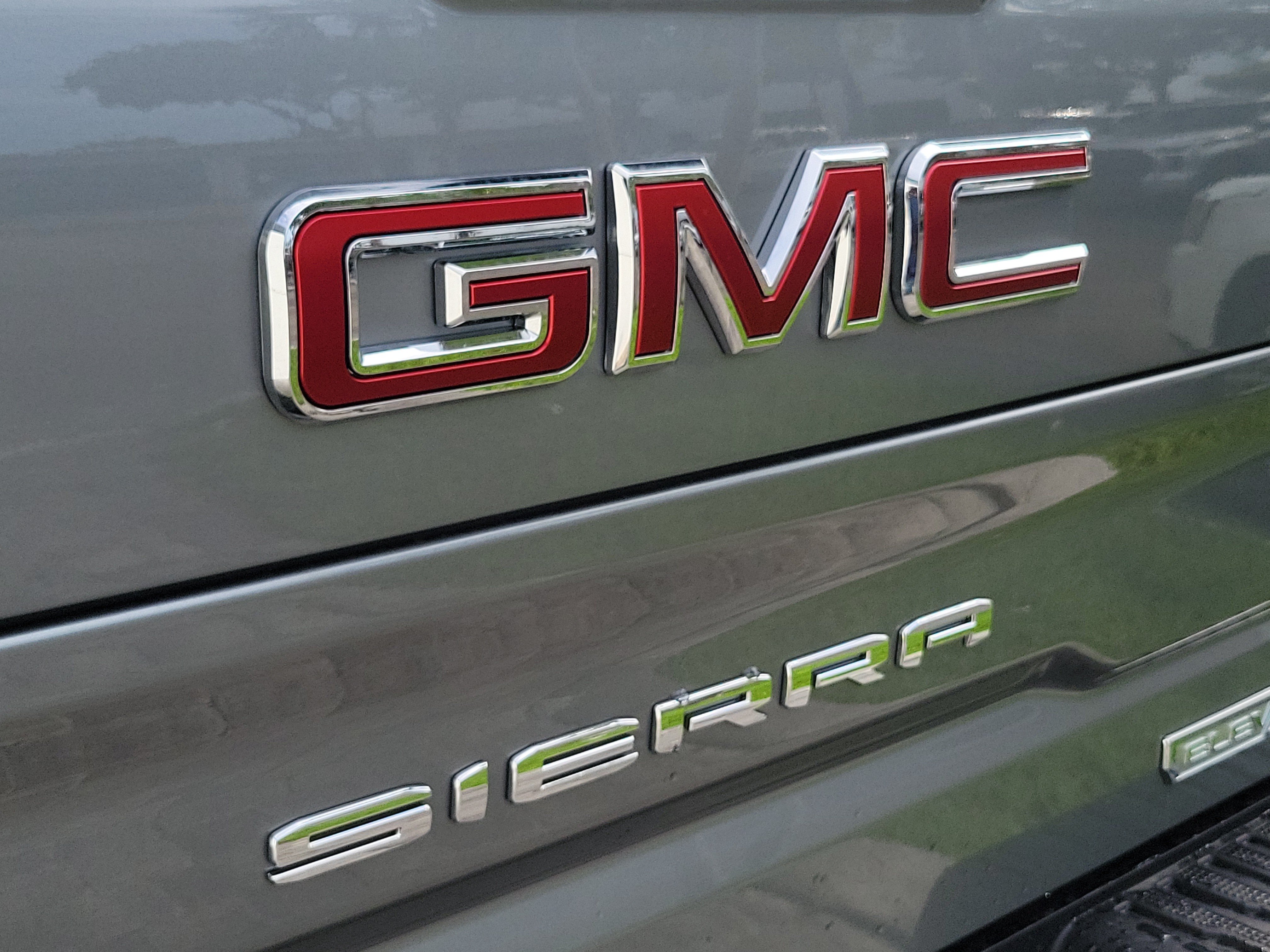 New 2026 GMC Sierra 1500 Elevation w/ Elevation Premium Package AWD/4WD image 8