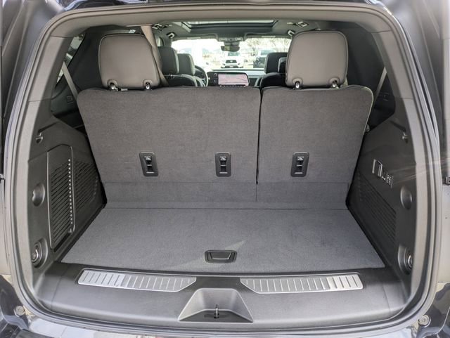 Used 2025 Chevrolet Tahoe Z71 w/ Z71 Off-Road Package image 31