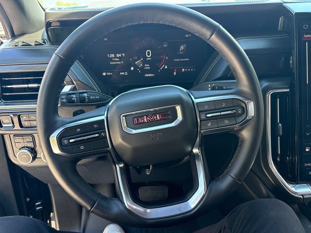 Used 2025 GMC Yukon Elevation w/ LPO, Elevation Black Package AWD/4WD image 26
