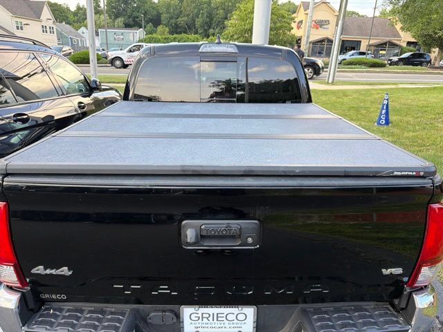 Used 2021 Toyota Tacoma SR5 AWD/4WD image 28