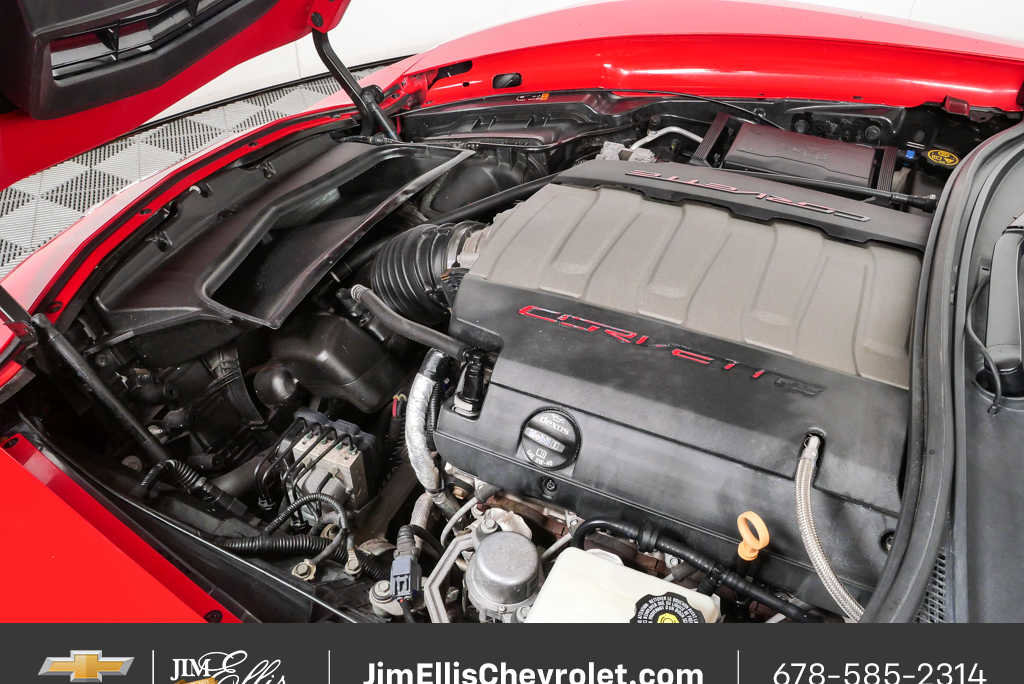 Used 2019 Chevrolet Corvette Stingray Coupe w/ 1LT RWD image 36