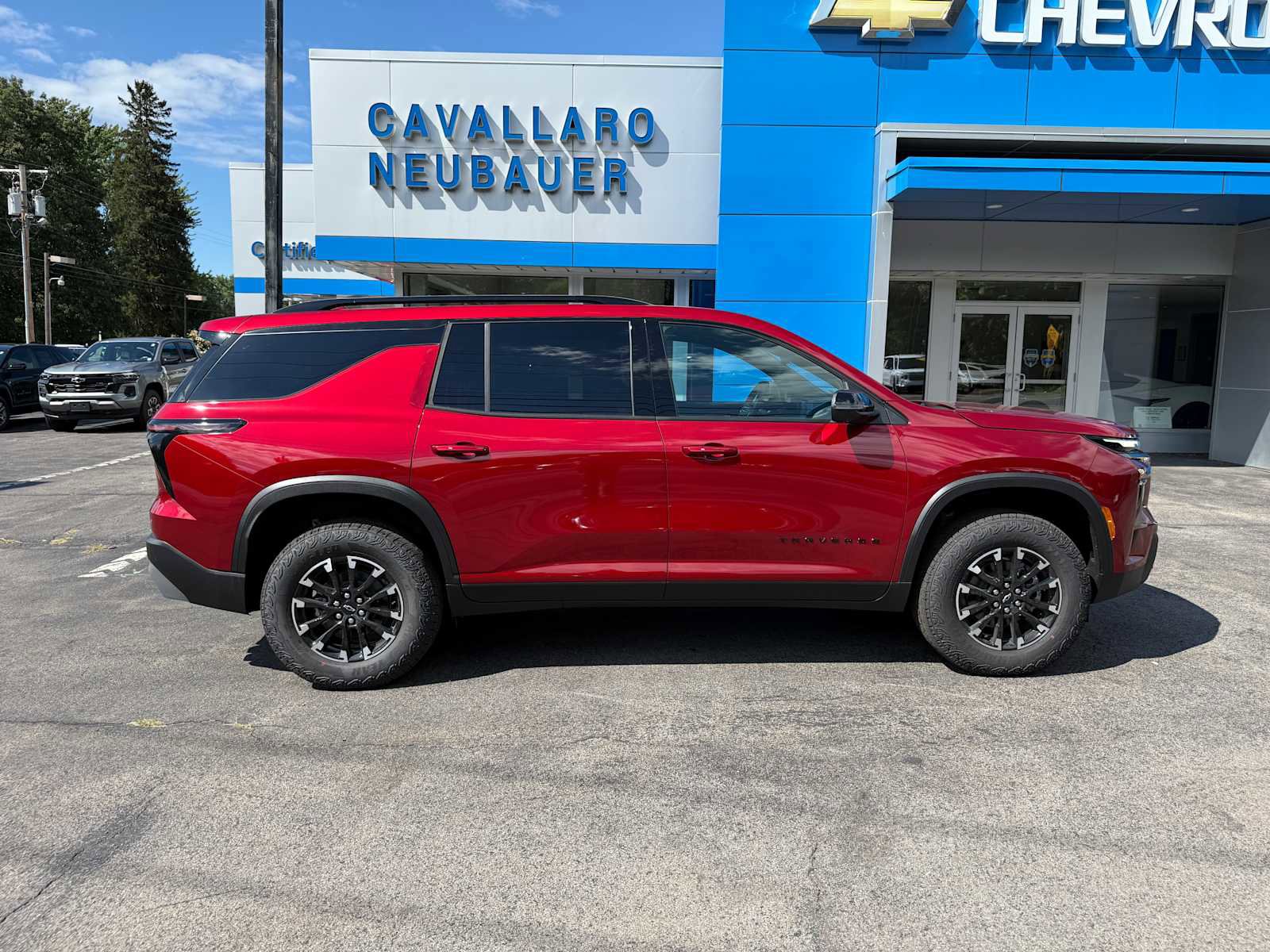 New 2026 Chevrolet Traverse Z71 w/ Driver Confidence Package image 4