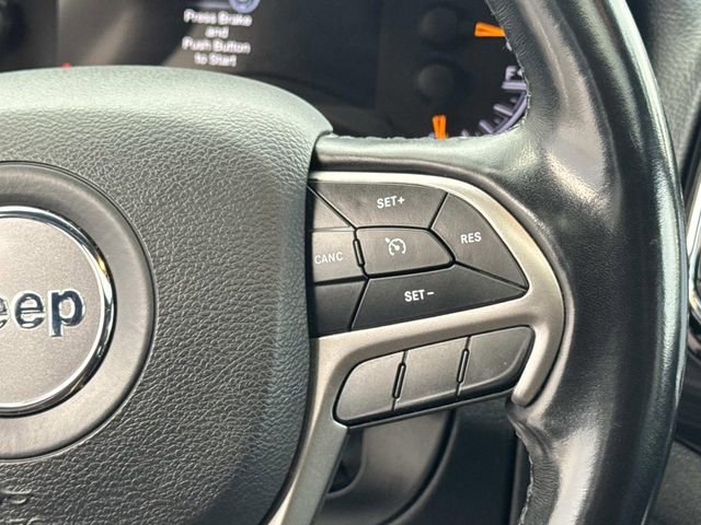 Used 2020 Jeep Grand Cherokee Laredo w/ Quick Order Package 2BN North AWD/4WD image 24