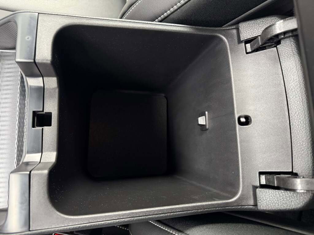 New 2025 Jeep Grand Cherokee Limited w/ Black Appearance Package image 29