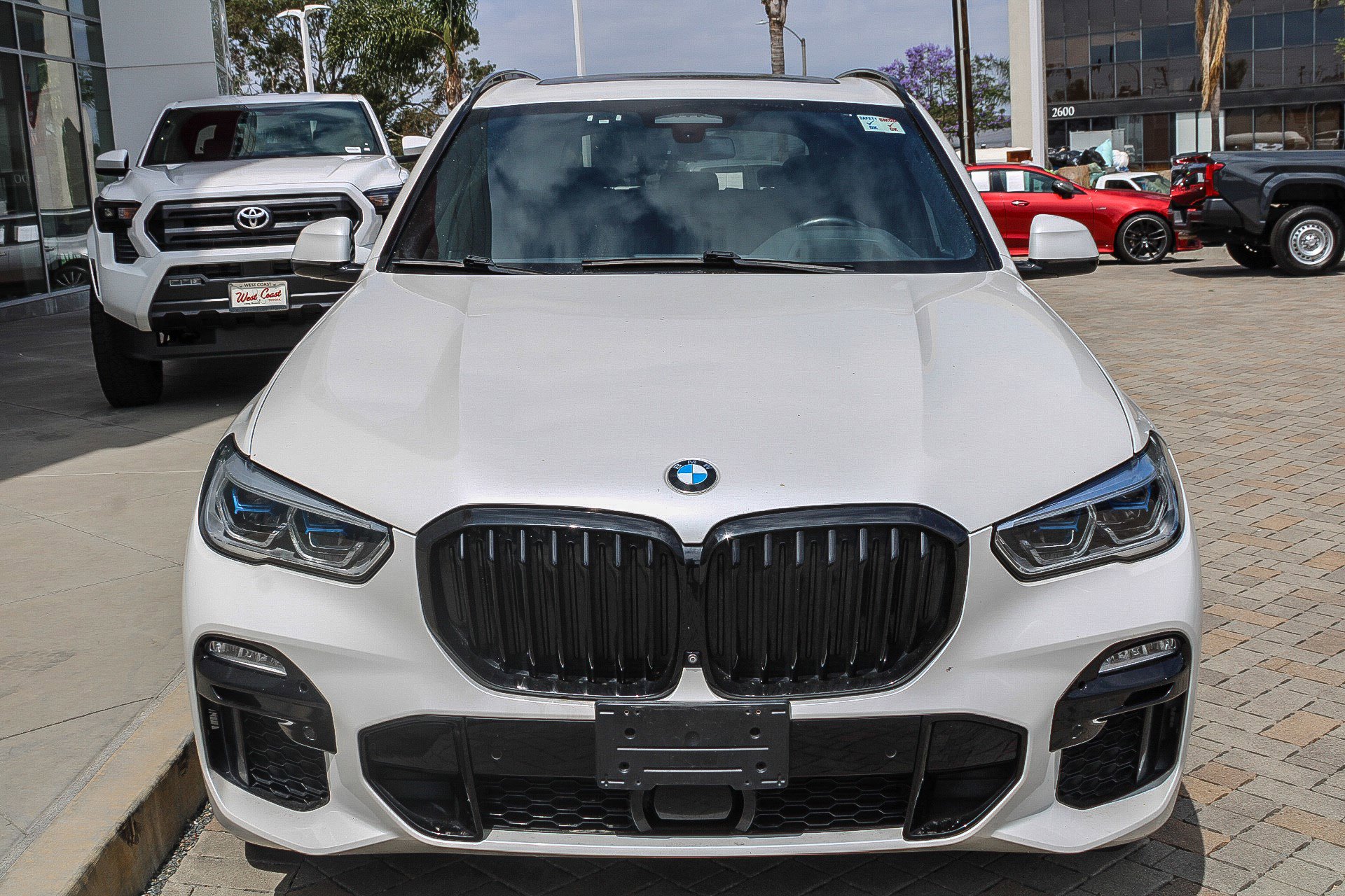 Used 2021 BMW X5 xDrive45e w/ M Sport Package AWD/4WD image 2
