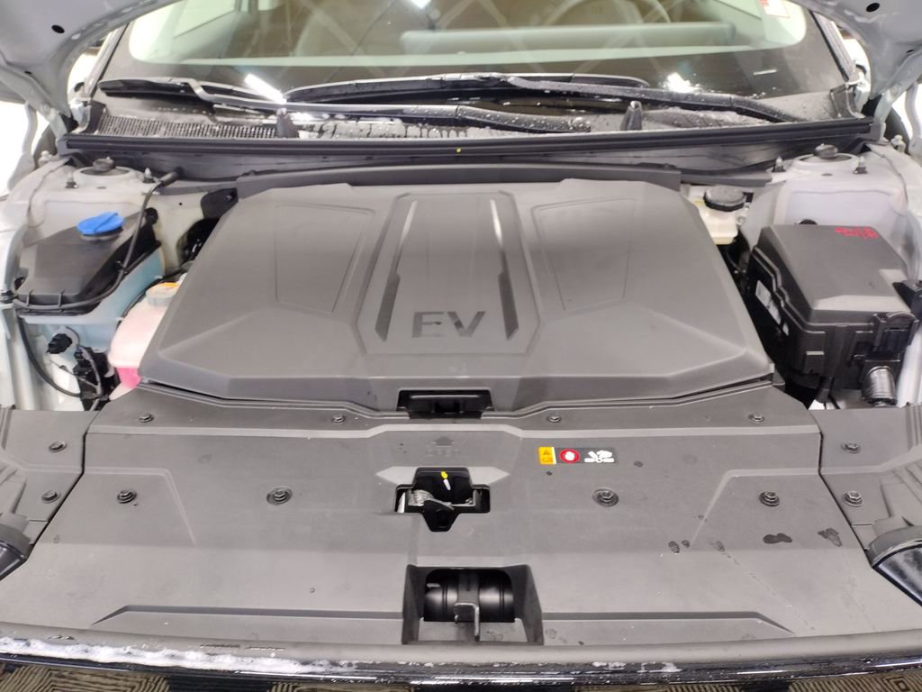 New 2026 Hyundai Ioniq 5 SEL image 8