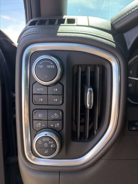 Used 2020 GMC Sierra 2500 Denali w/ Denali Ultimate Package image 21