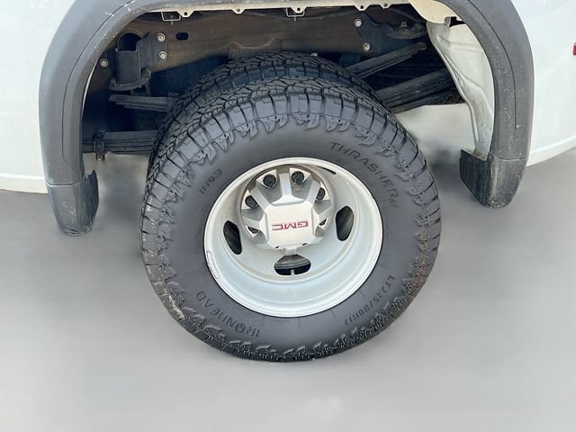 Used 2024 GMC Sierra 3500 Pro AWD/4WD image 30