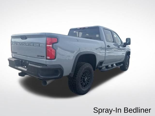 Used 2025 Chevrolet Silverado 2500 ZR2 w/ Technology Package image 7