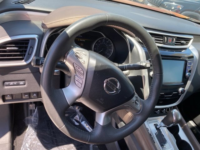 Used 2015 Nissan Murano Platinum w/ Platinum Technology Package image 12