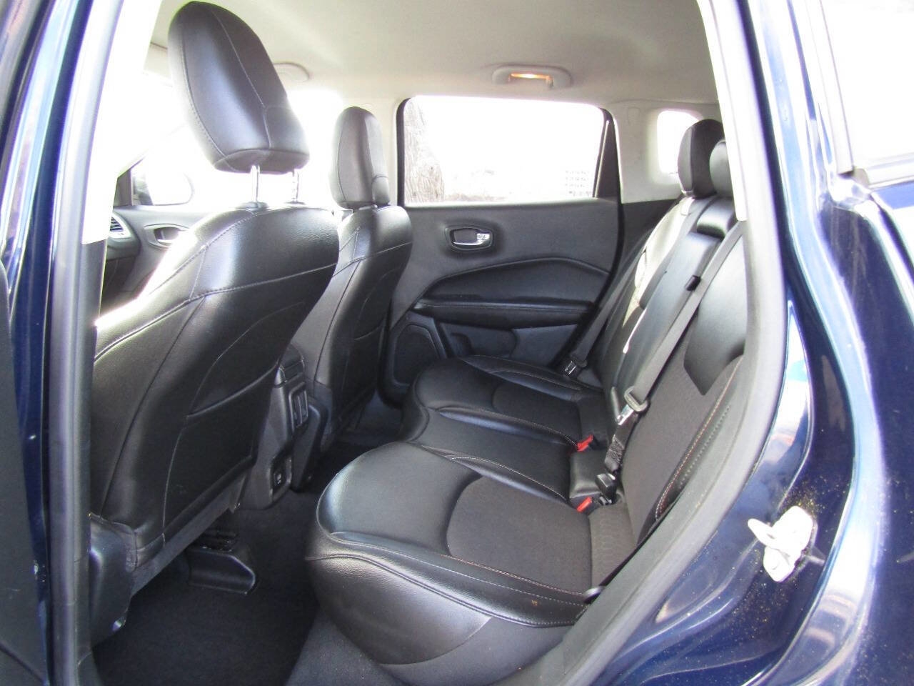 Used 2021 Jeep Compass Latitude image 12