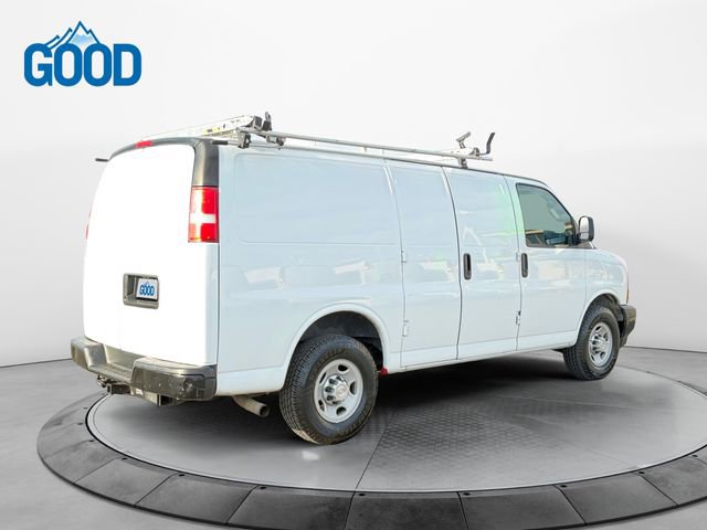 Used 2017 Chevrolet Express 2500 RWD image 5