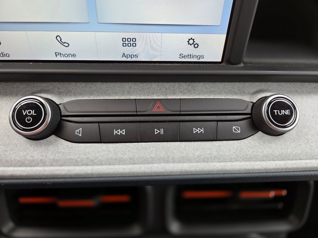 Used 2022 Ford Maverick XLT image 20