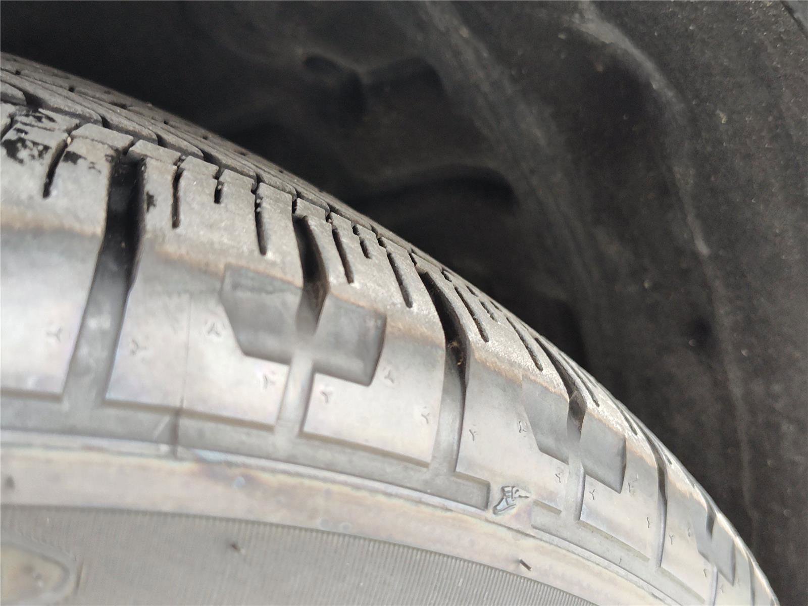 Used 2025 Lincoln Nautilus Reserve image 14