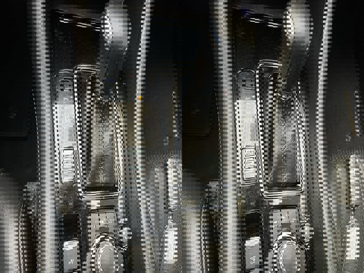 Used 2018 MAZDA MAZDA6 Touring image 23