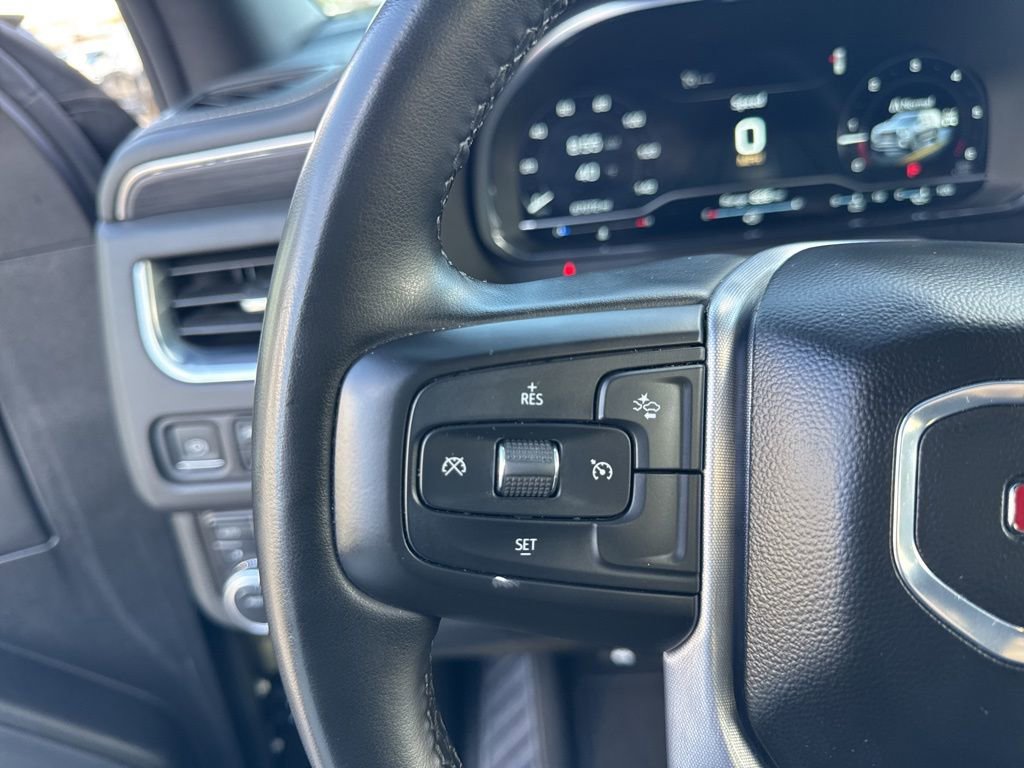 Used 2024 GMC Yukon SLT image 15