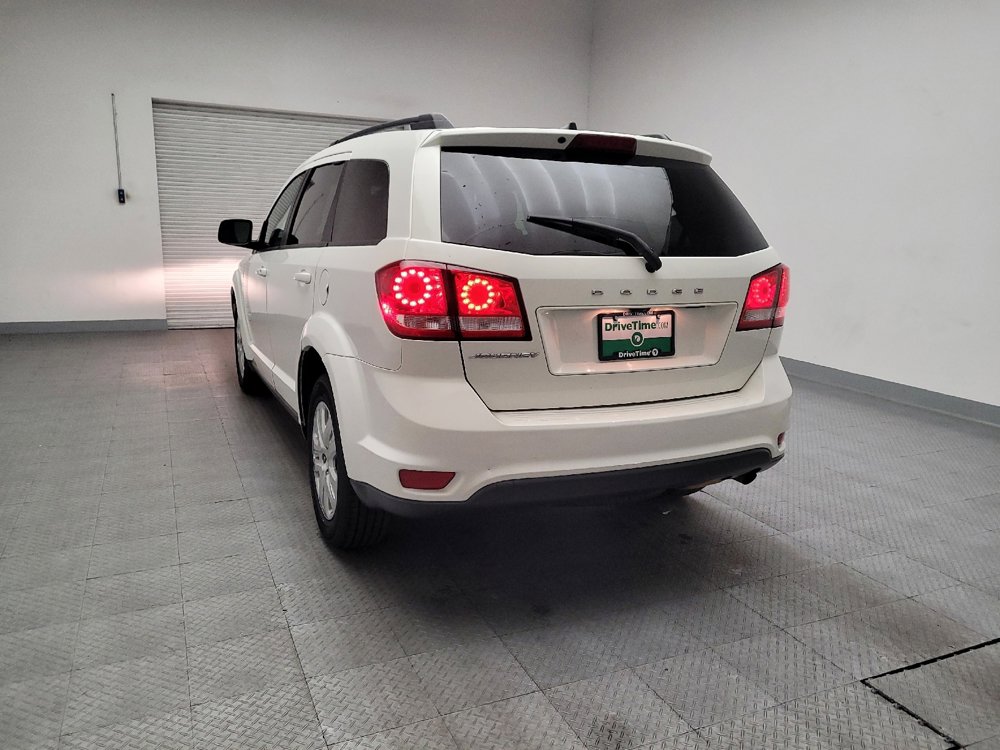 Used 2019 Dodge Journey SE w/ Premium Group FWD image 6