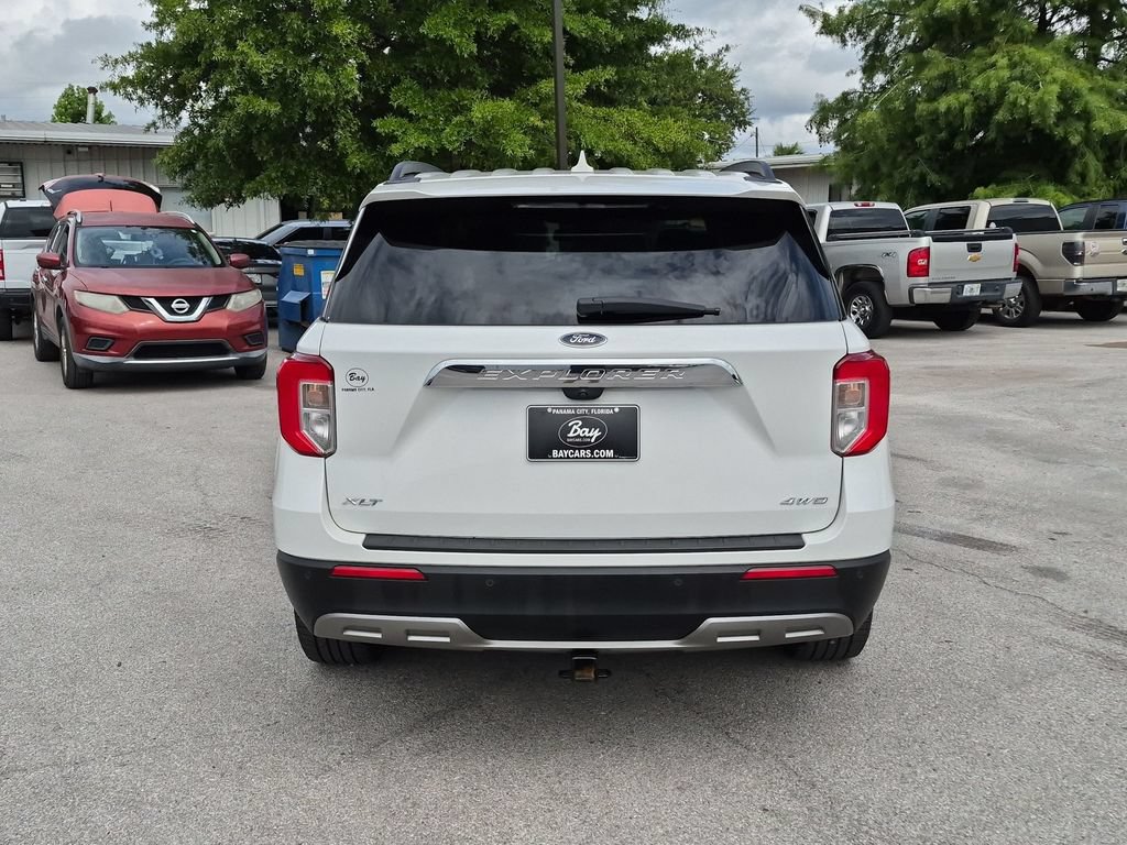 Used 2021 Ford Explorer XLT w/ Equipment Group 202A AWD/4WD image 7