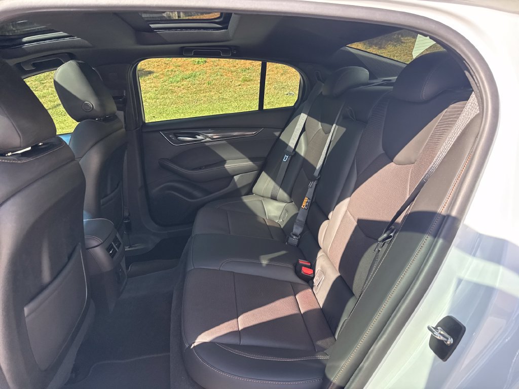 Used 2024 Cadillac CT5 Sport w/ Climate Package AWD/4WD image 29
