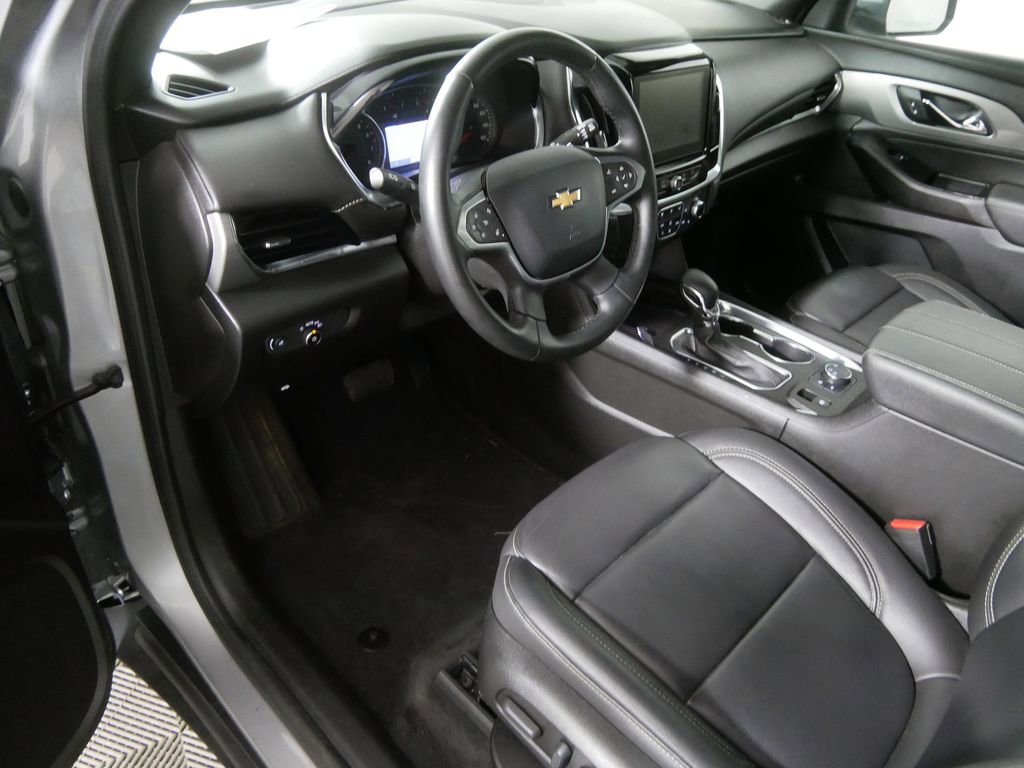 Used 2023 Chevrolet Traverse LT AWD/4WD image 14
