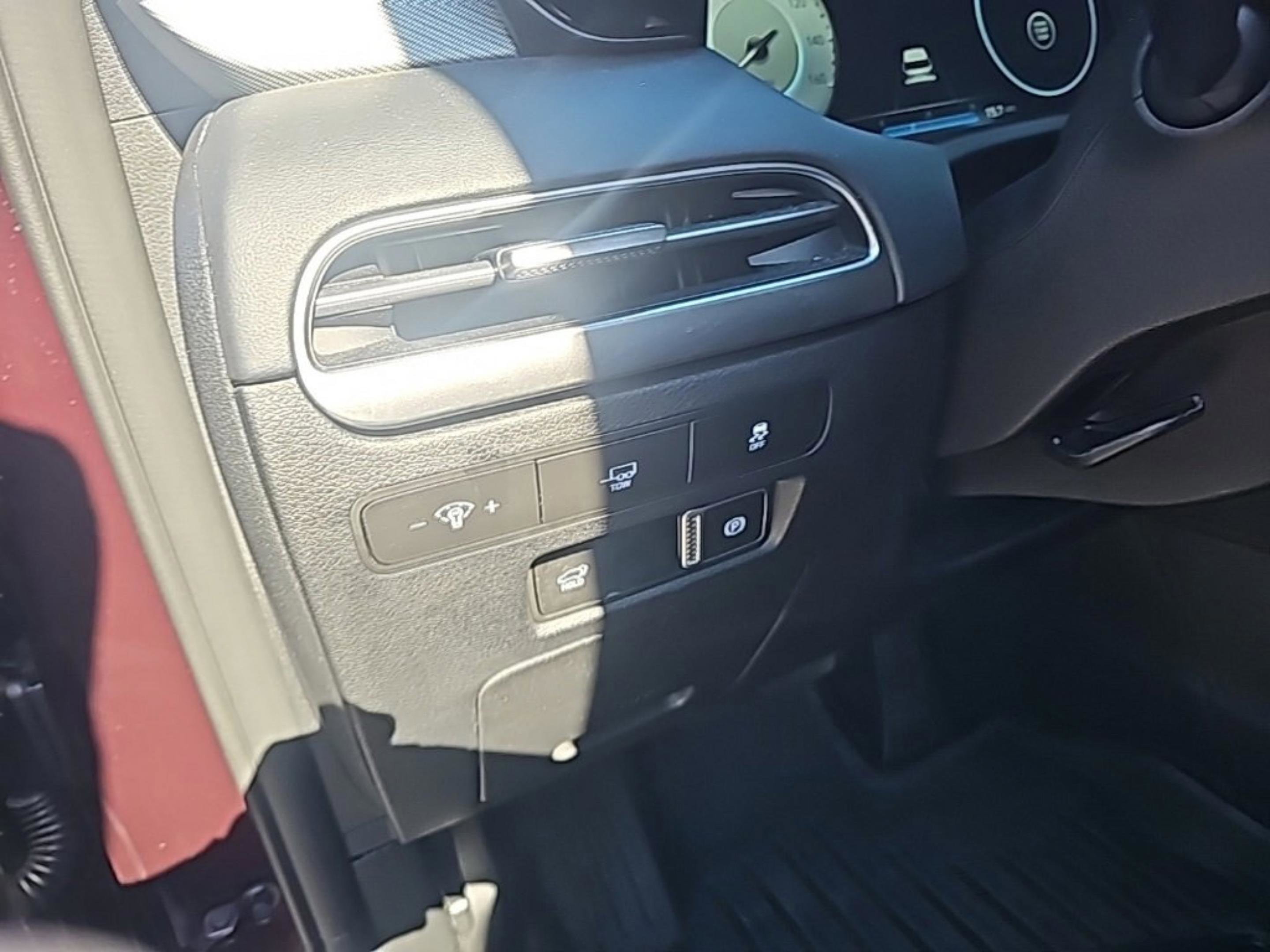 Used 2023 Hyundai Palisade SEL w/ Premium Package image 19