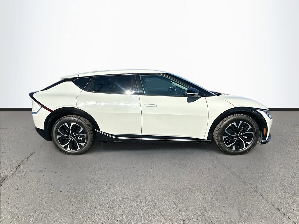 Used 2022 Kia EV6 Wind image 8