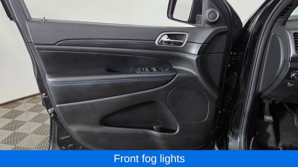 Used 2020 Jeep Grand Cherokee Laredo AWD/4WD image 15