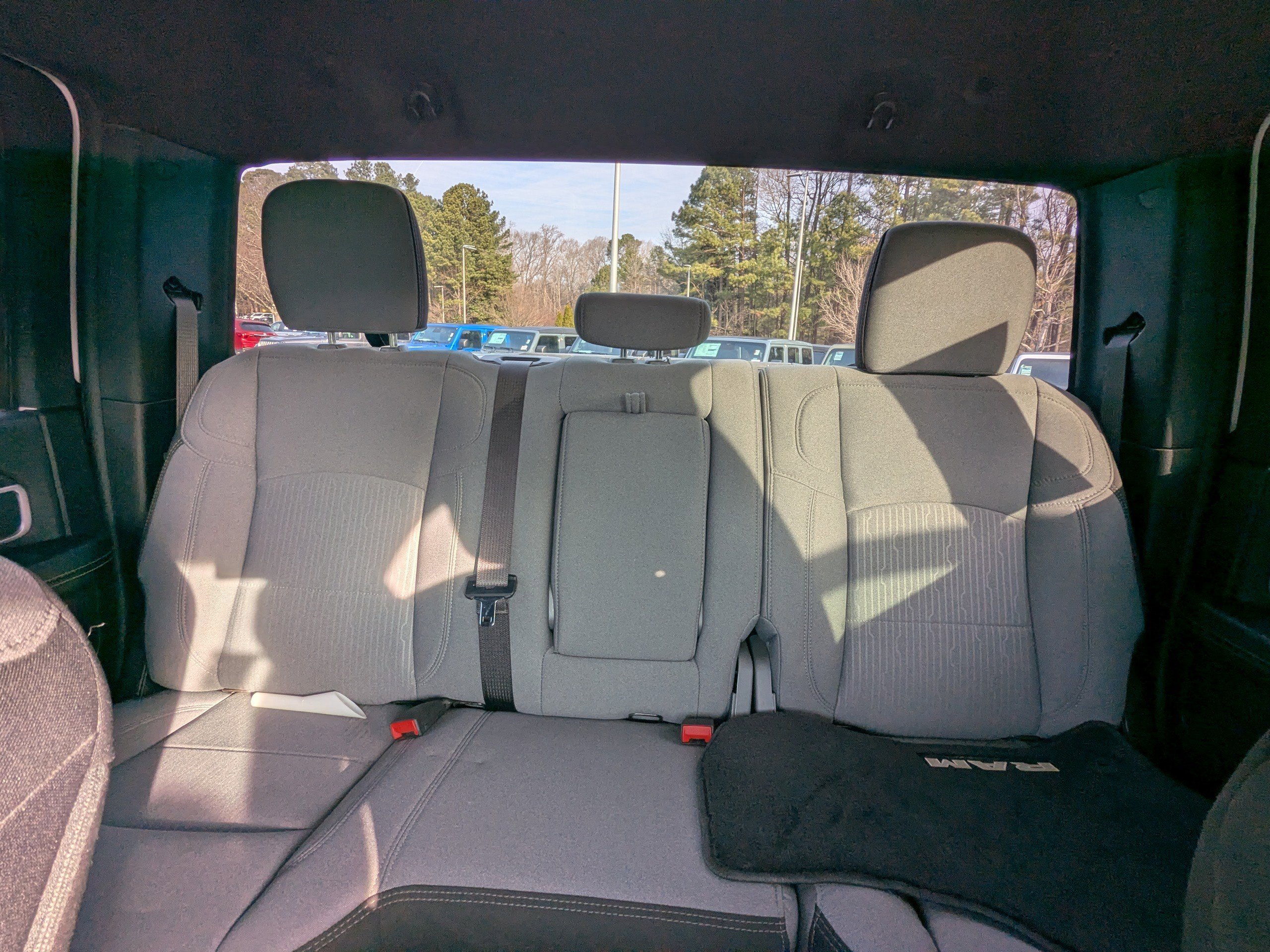 Used 2024 RAM 3500 Big Horn image 10