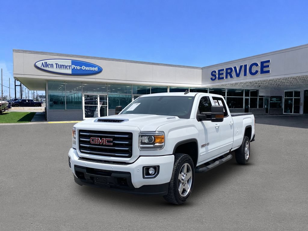 Used 2019 GMC Sierra 2500 SLT w/ Duramax Plus Package AWD/4WD image 4