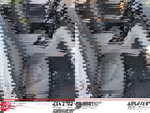 Used 2023 Toyota Camry LE image 35