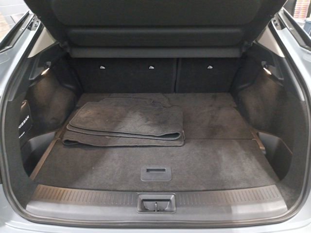 Used 2024 Nissan Ariya AWD image 32