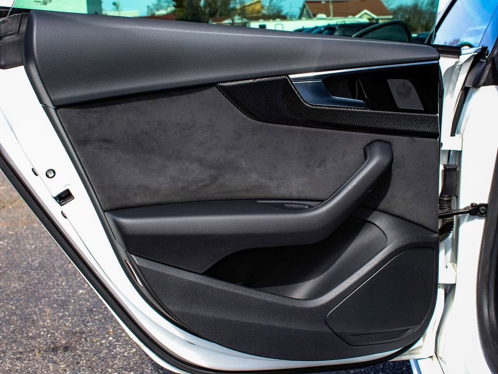 Used 2022 Audi S5 Premium image 11