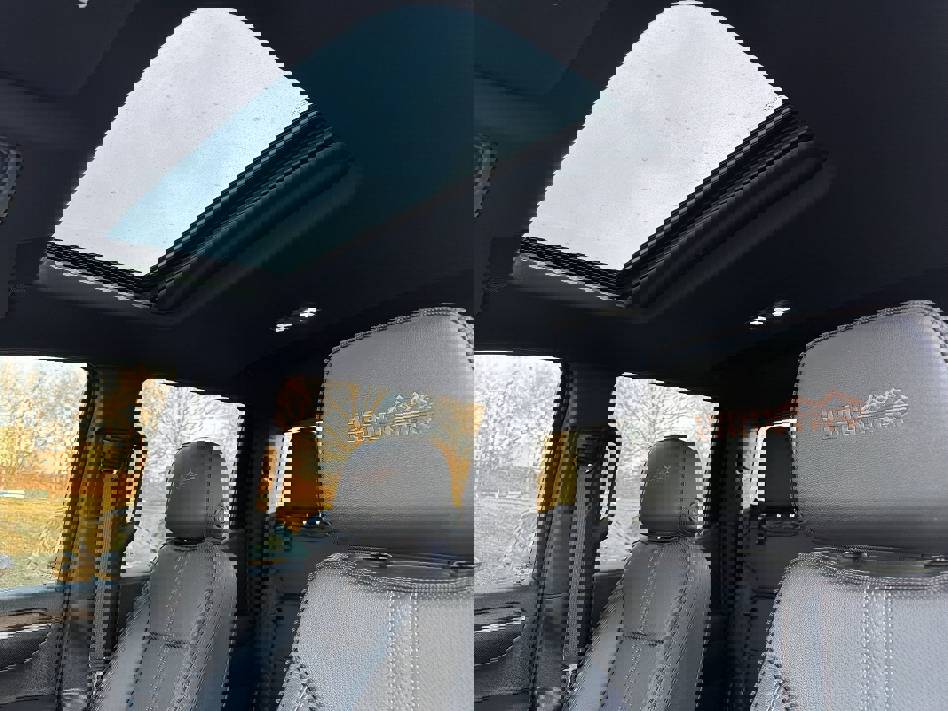 Certified 2022 Chevrolet Silverado 1500 High Country w/ High Country Premium Package image 25