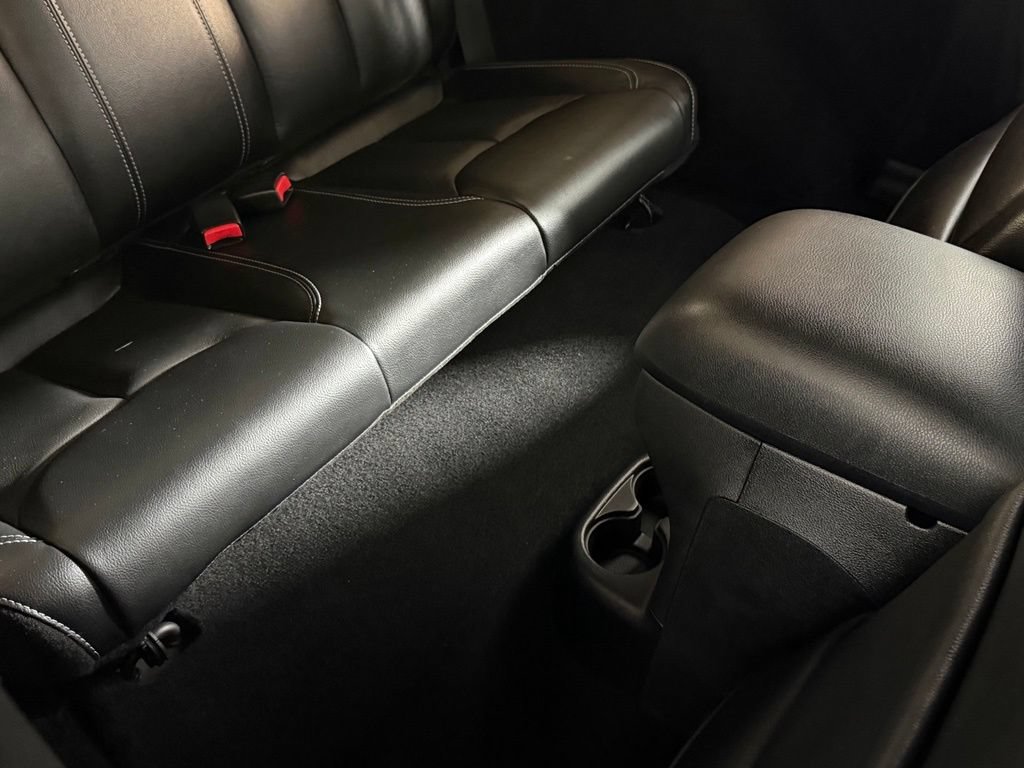 Used 2015 Jeep Wrangler Sahara w/ Connectivity Group AWD/4WD image 20
