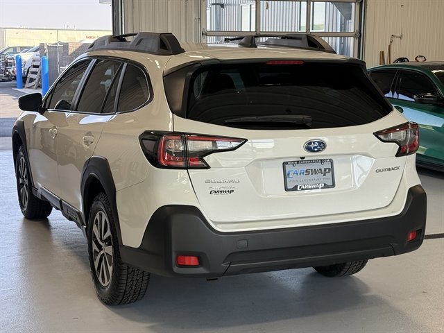 Used 2024 Subaru Outback Premium image 5