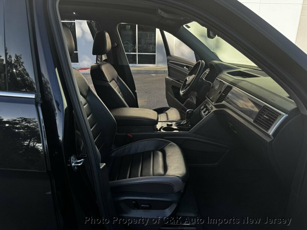 Used 2022 Volkswagen Atlas SEL Premium AWD/4WD image 27
