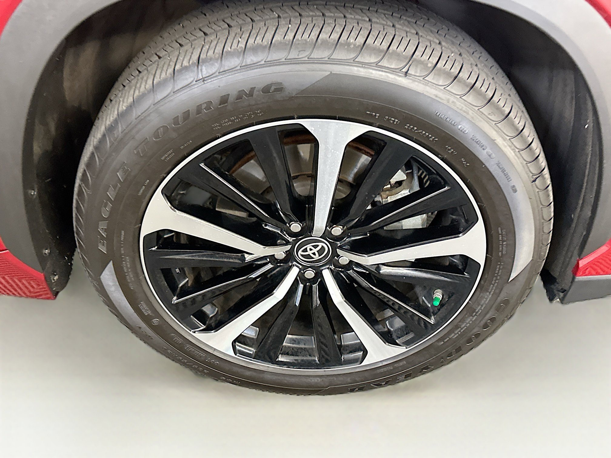 Used 2022 Toyota Highlander XSE image 11