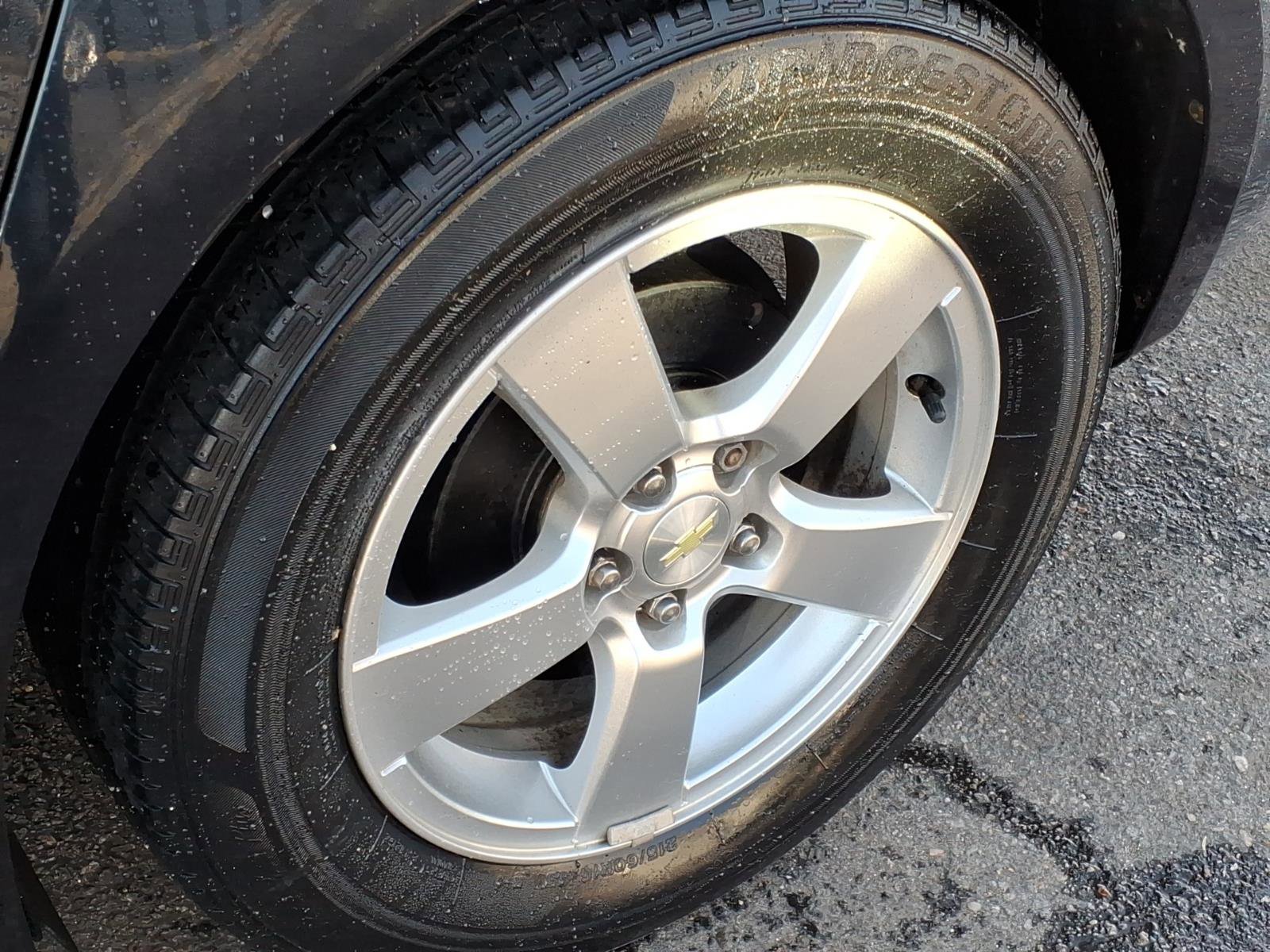 Used 2014 Chevrolet Cruze LT image 11