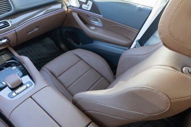 New 2026 Mercedes-Benz GLS 450 4MATIC image 27