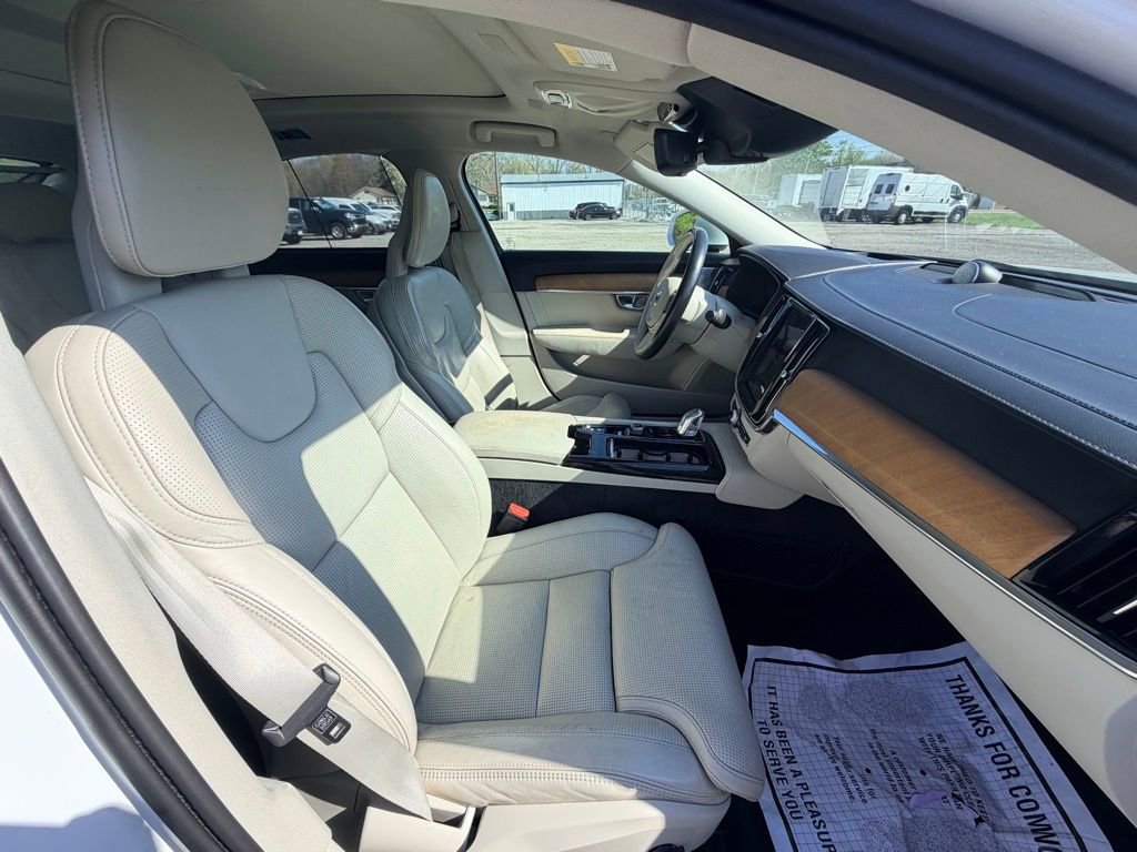 Used 2018 Volvo S90 T8 Inscription w/ Convenience Package AWD/4WD image 12