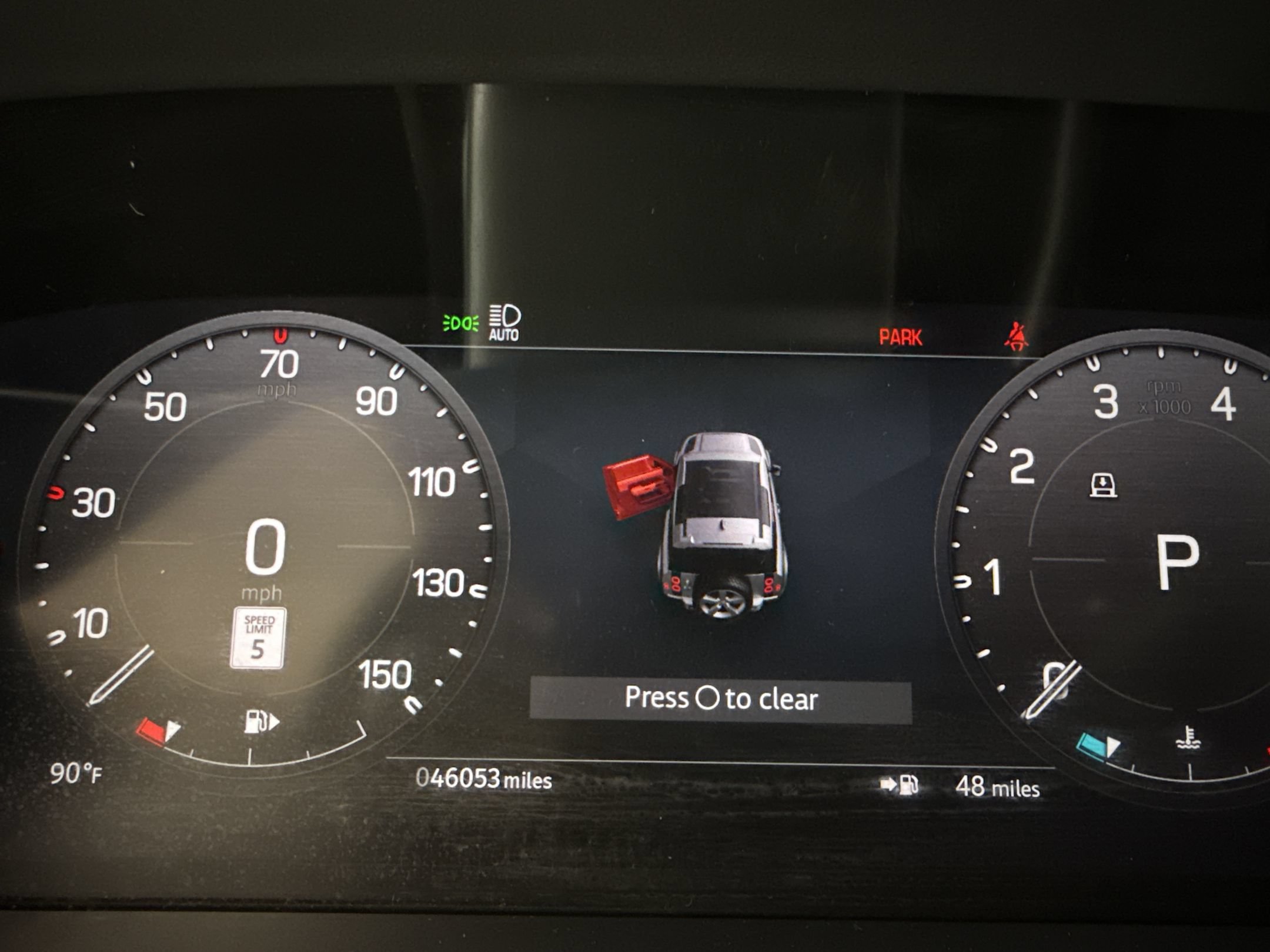 Used 2023 Land Rover Defender 90 X-Dynamic SE AWD/4WD image 18
