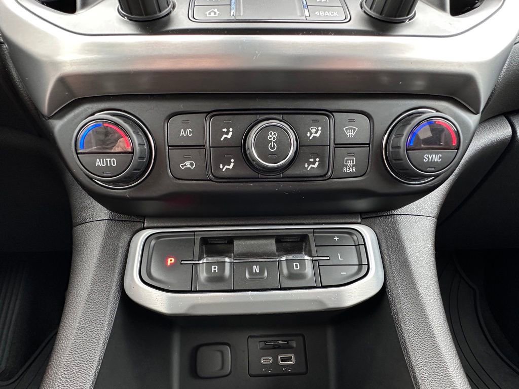 Used 2022 GMC Acadia SLT AWD/4WD image 34
